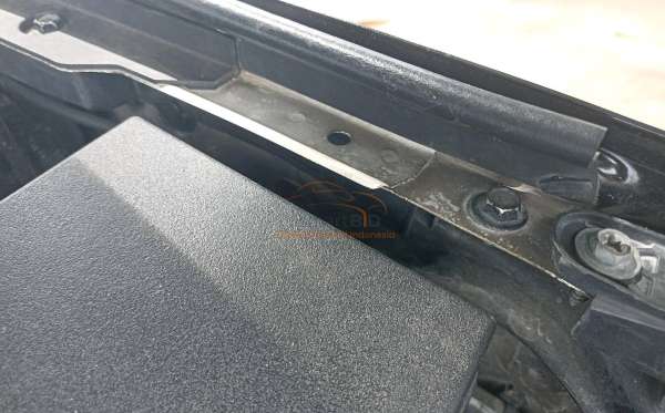 MITSUBISHI PAJERO SPORT DAKAR