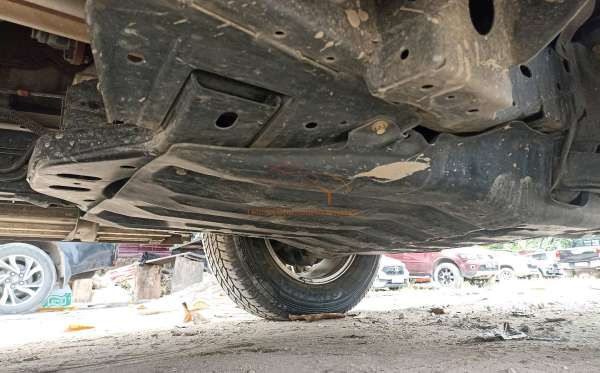 MITSUBISHI PAJERO SPORT DAKAR