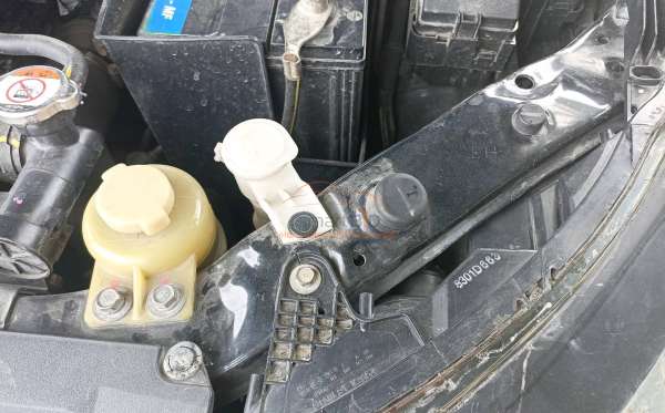 MITSUBISHI PAJERO SPORT DAKAR