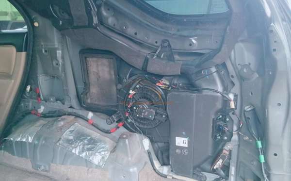 TOYOTA FORTUNER 2.5G AT