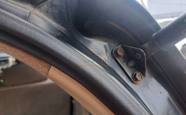 TOYOTA KIJANG INNOVA E