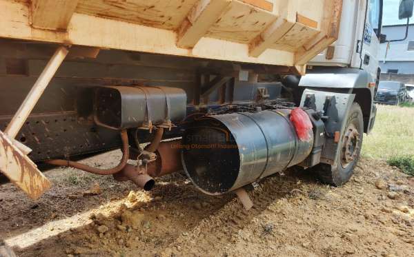 MERCEDES BENZ  AXOR  2528 CH (6X4)