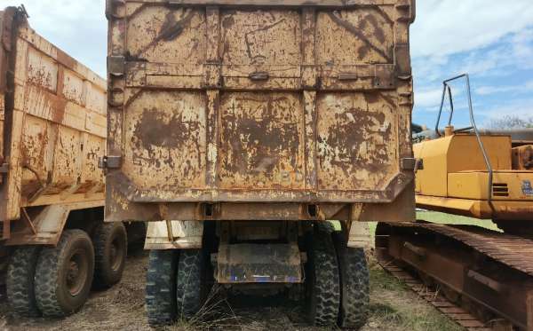 MERCEDES BENZ  AXOR  2528 CH (6X4)