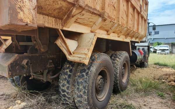 MERCEDES BENZ  AXOR  2528 CH (6X4)