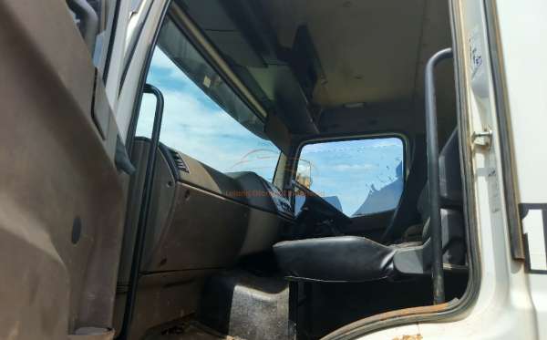 MERCEDES BENZ  AXOR  2528 CH (6X4)