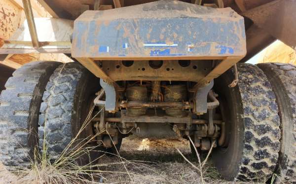 MERCEDES BENZ  AXOR  2528 CH (6X4)