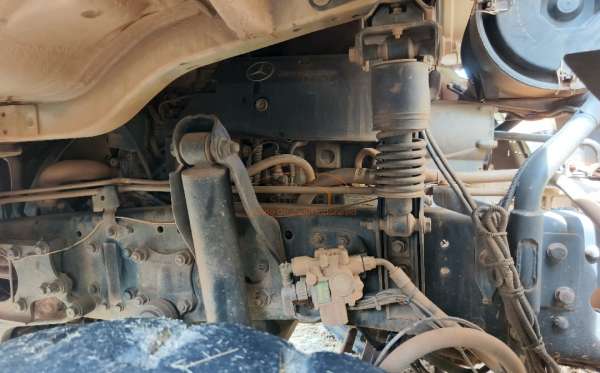 MERCEDES BENZ  AXOR  2528 CH (6X4)