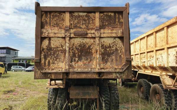 MERCEDES BENZ  AXOR  2528 CH (6X4)