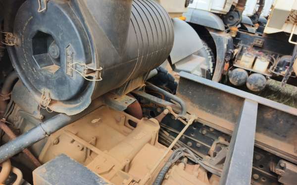 MERCEDES BENZ  AXOR  2528 CH (6X4)