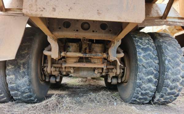 MERCEDES BENZ  AXOR  2528 CH (6X4)