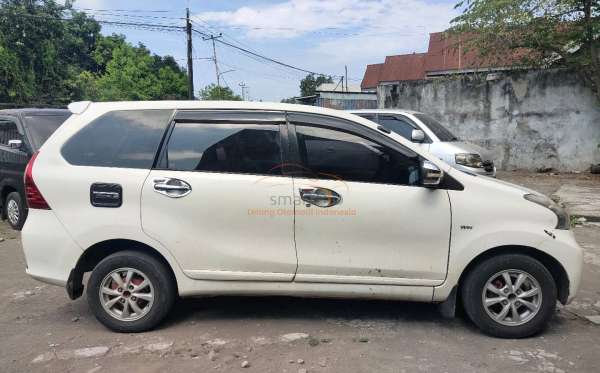 TOYOTA AVANZA
