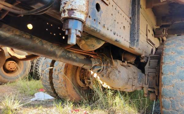 MERCEDES BENZ  AXOR  2528 CH (6X4)