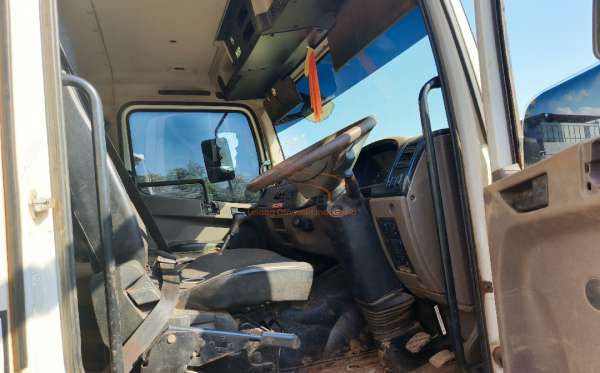 MERCEDES BENZ  AXOR  2528 CH (6X4)