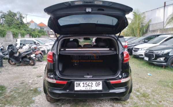 KIA SPORTAGE SE 20
