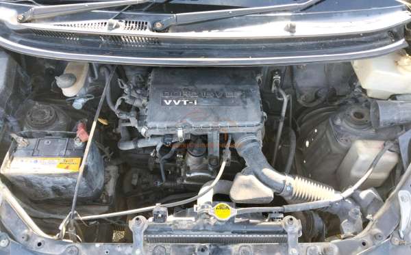TOYOTA AVANZA