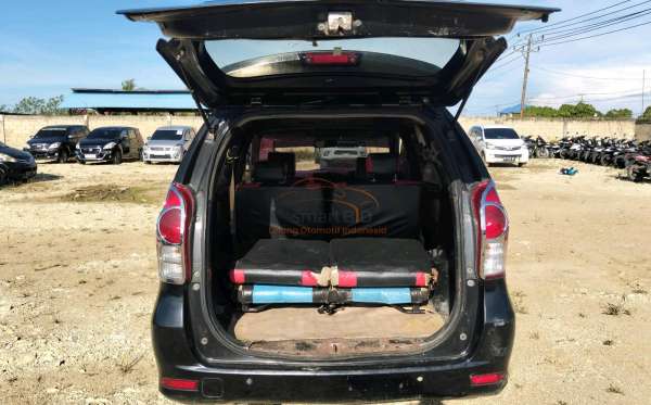 TOYOTA AVANZA