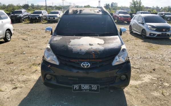 TOYOTA AVANZA