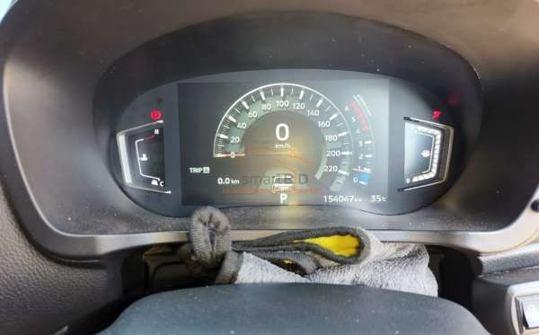 MITSUBISHI PAJERO SPORT DAKAR