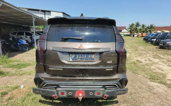 MITSUBISHI PAJERO SPORT DAKAR