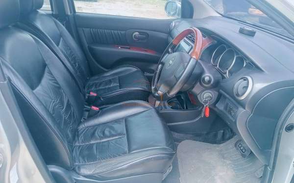 NISSAN GRAND LIVINA XV