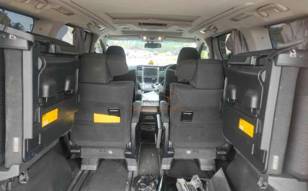 TOYOTA ALPHARD S 2.4