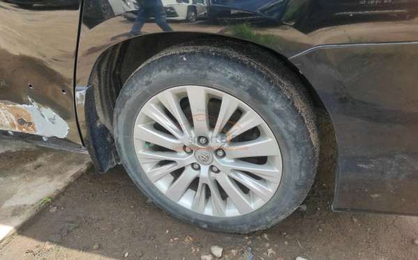 TOYOTA ALPHARD S 2.4