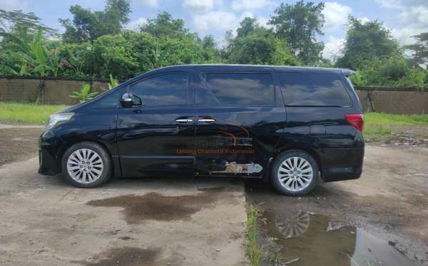 TOYOTA ALPHARD S 2.4