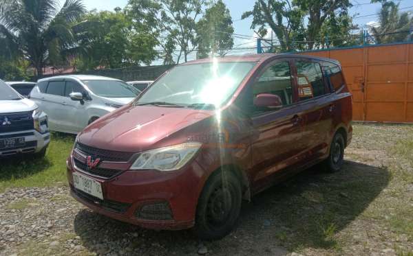 WULING CONFERO