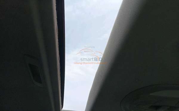 WULING CORTEZ 1.5 LUX