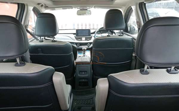 WULING CORTEZ 1.5 LUX