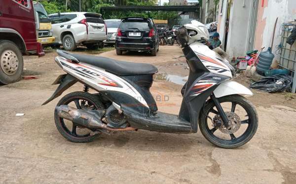 YAMAHA MIO GT