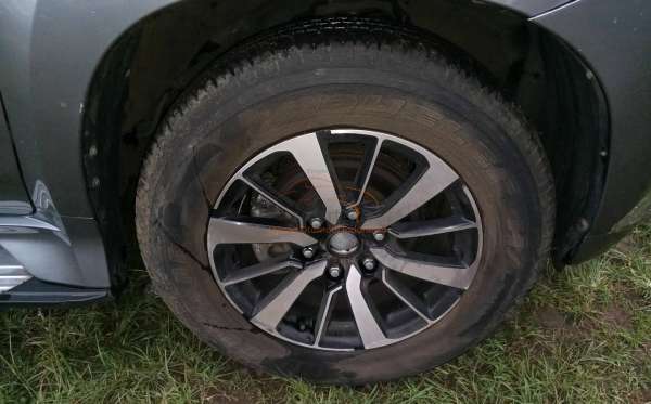 MITSUBISHI PAJERO SPORT 2.4L DAKAR ULT2W8