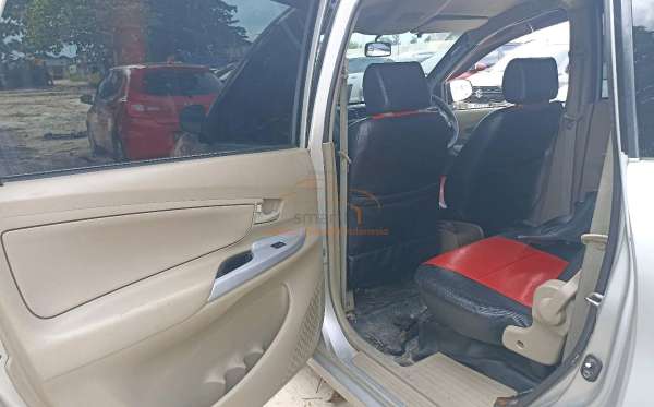 TOYOTA  AVANZA  1.3 E