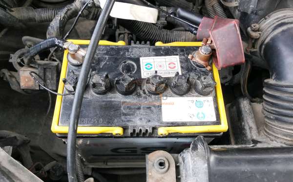 TOYOTA  AVANZA  1.3 E