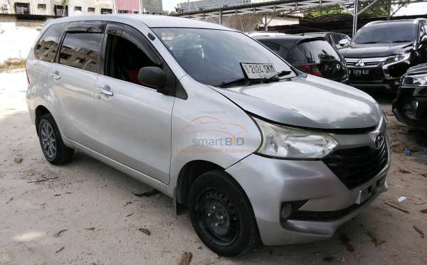 TOYOTA  AVANZA  1.3 E