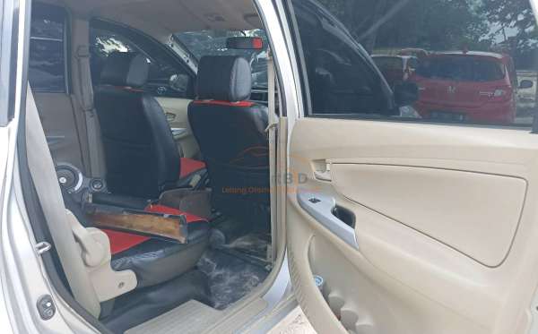 TOYOTA  AVANZA  1.3 E