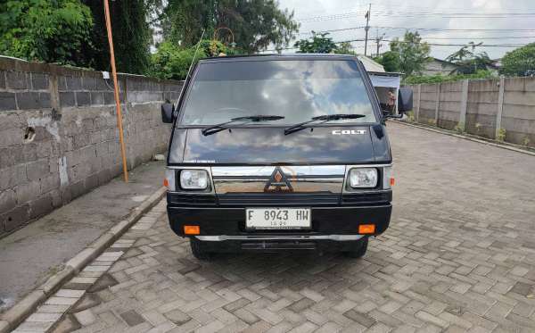 MITSUBISHI  L 300 L300 PU FB-R (4X2)