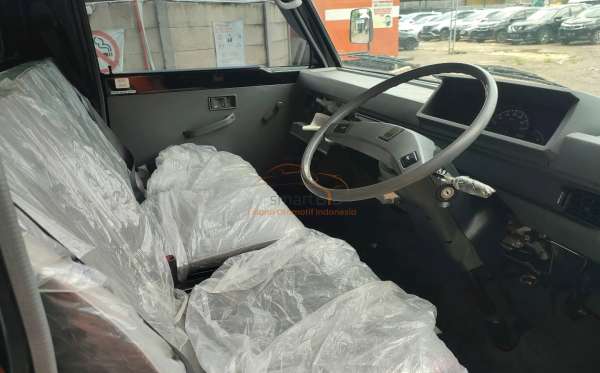 MITSUBISHI  L 300 L300 PU FB-R (4X2)