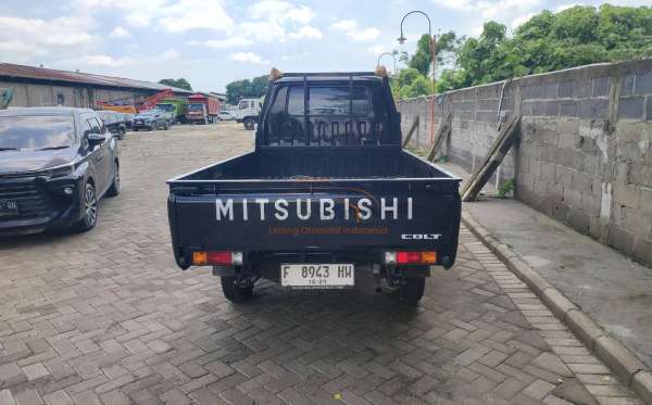 MITSUBISHI  L 300 L300 PU FB-R (4X2)