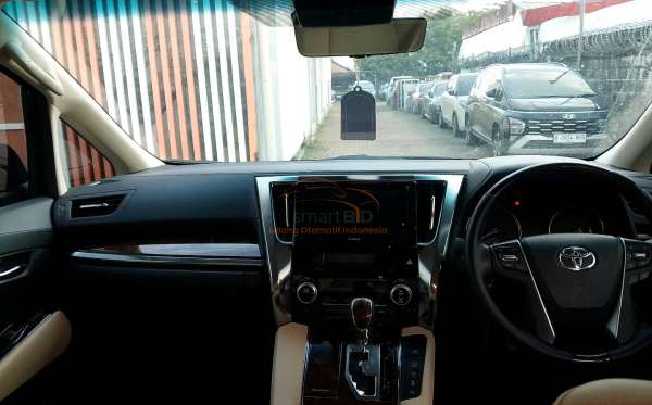 TOYOTA ALPHARD 2.5 G