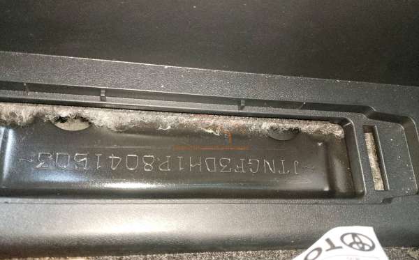 TOYOTA ALPHARD 2.5 G