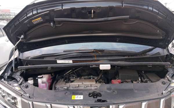 TOYOTA ALPHARD 2.5 G