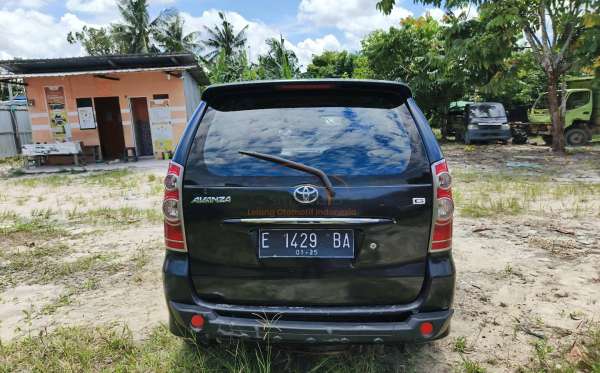 TOYOTA  AVANZA  G