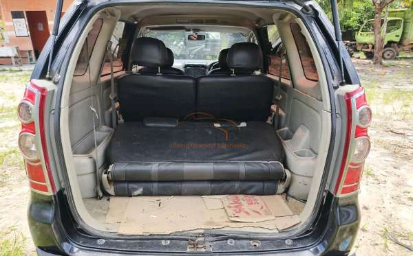 TOYOTA  AVANZA  G
