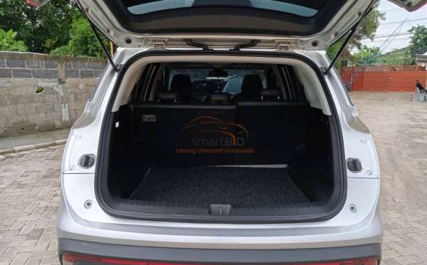 WULING ALMAZ 1.5 LT LUX CVT