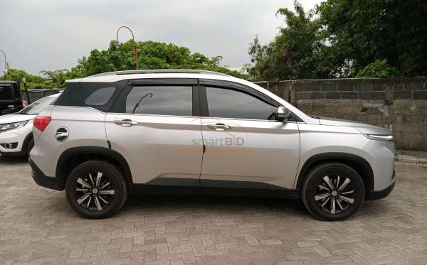 WULING ALMAZ 1.5 LT LUX CVT
