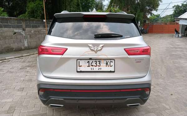 WULING ALMAZ 1.5 LT LUX CVT
