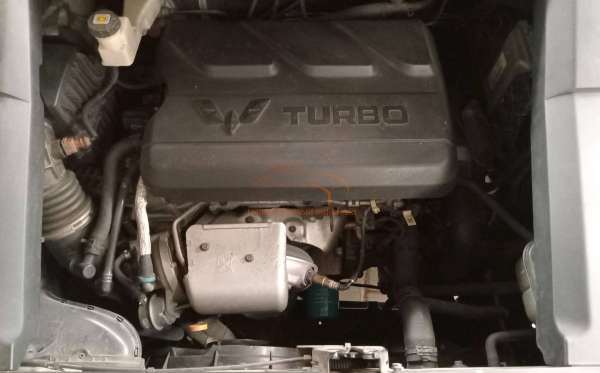 WULING ALMAZ 1.5 LT LUX CVT