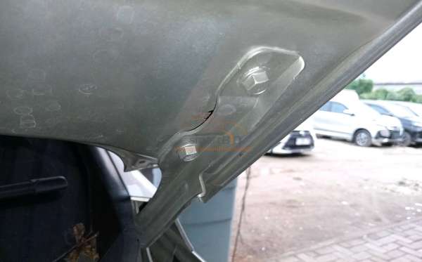 WULING ALMAZ 1.5 LT LUX CVT