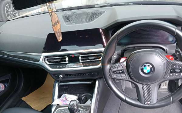 BMW 220I AT
